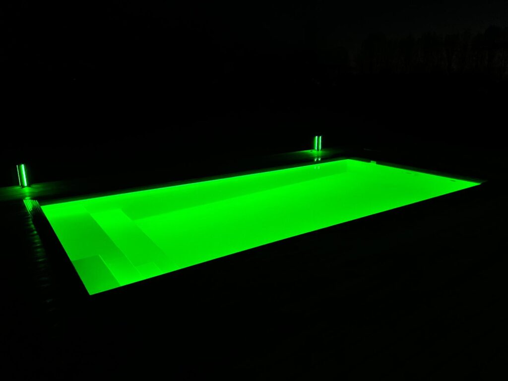 patio and pool light combo